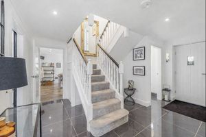 Photo 9- click for photo gallery